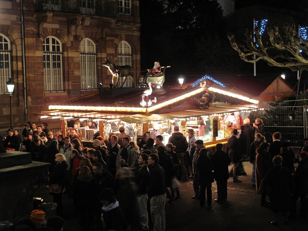 Le Père Noël est-il un banquier ? Petit guide pour financer les fêtes sans se ruiner